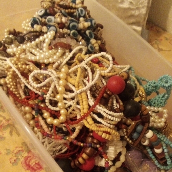 Colorful Beaded Jewelry Set - Picture 5 of 5